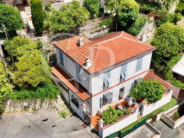 Maison 4 pièces 140 m²