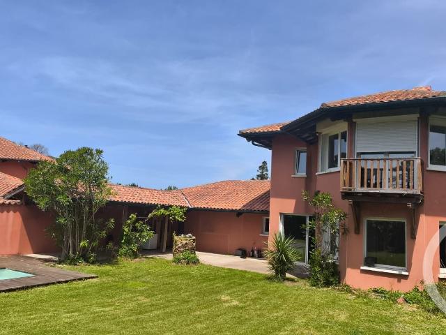 Maison 4 pièces 140 m²