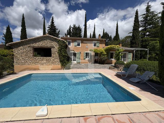 Maison 4 pièces 140 m²