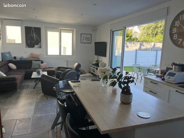 Maison 4 pièces 140 m²