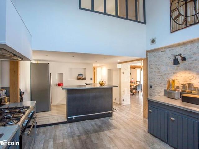 Maison 4 pièces 141 m²