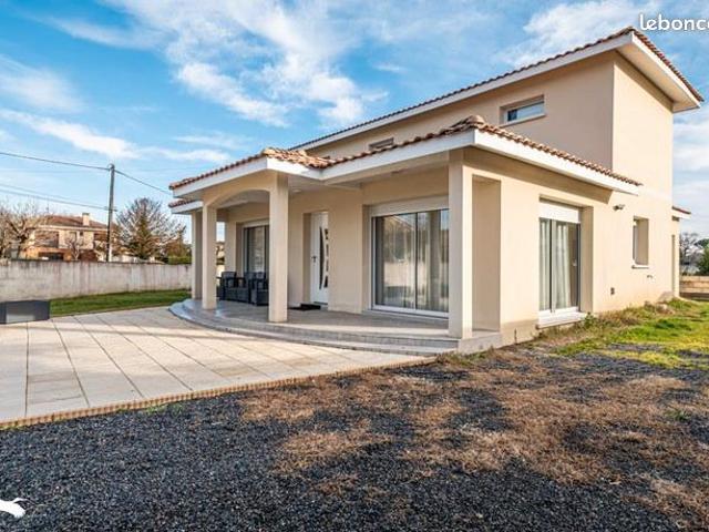 Maison 4 pièces 141 m²
