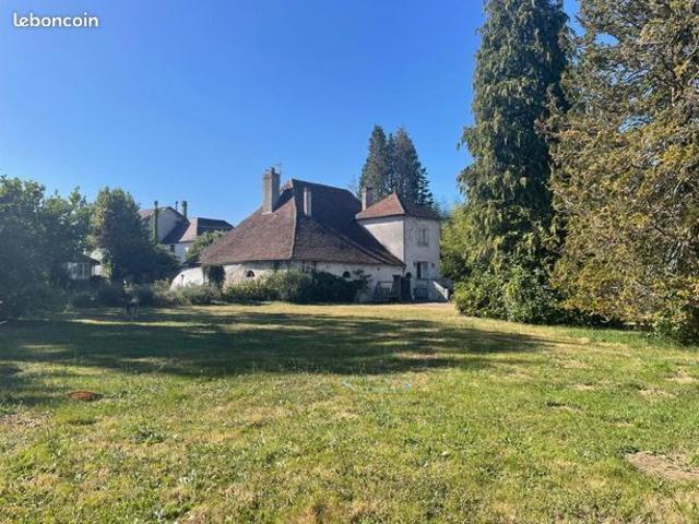Maison 4 pièces 141 m²