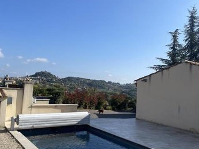 Maison 4 pièces 141 m²