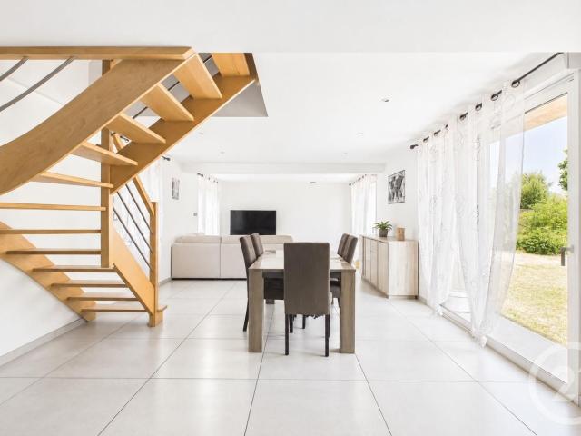 Maison 4 pièces 141 m²