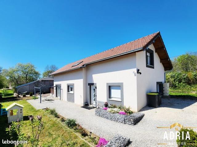 Maison 4 pièces 141 m²