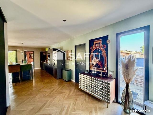 Maison 4 pièces 142 m²