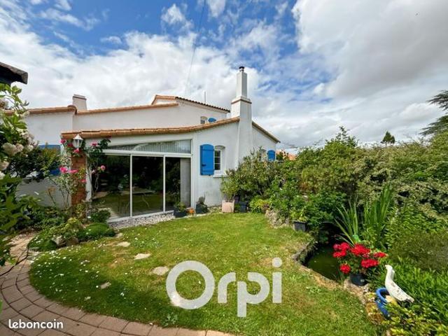 Maison 4 pièces 142 m²