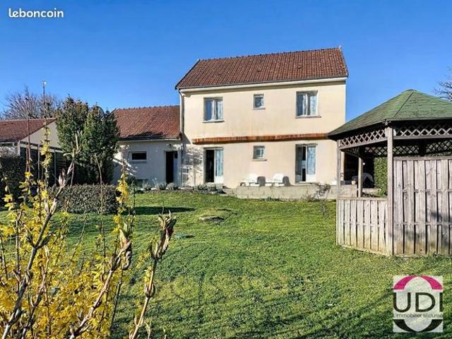 Maison 4 pièces 143 m²
