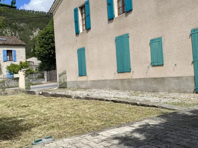 Maison 4 pièces 143 m²