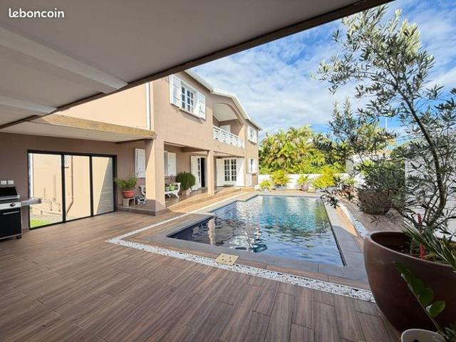 Maison 4 pièces 154 m²