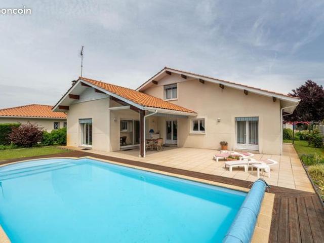 Maison 4 pièces 154 m²