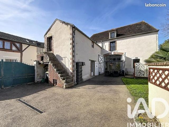 Maison 4 pièces 155 m²