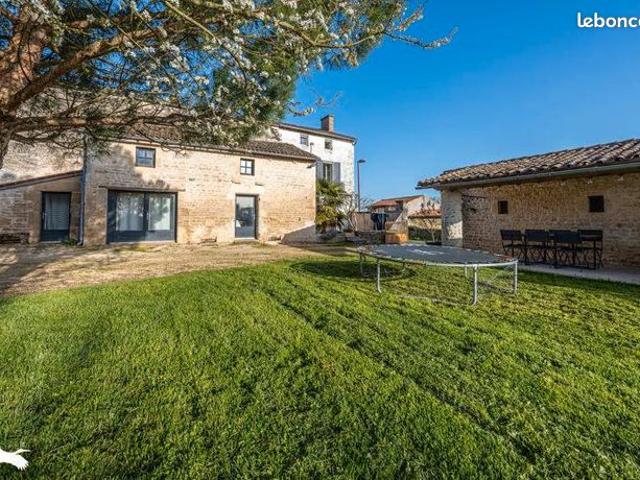 Maison 4 pièces 155 m²