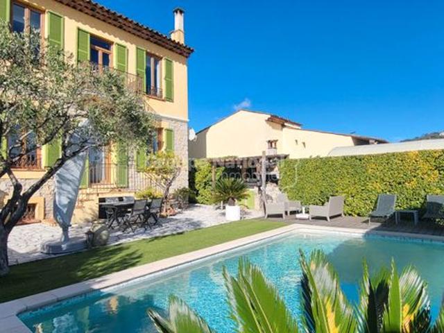 Maison 4 pièces 155 m²