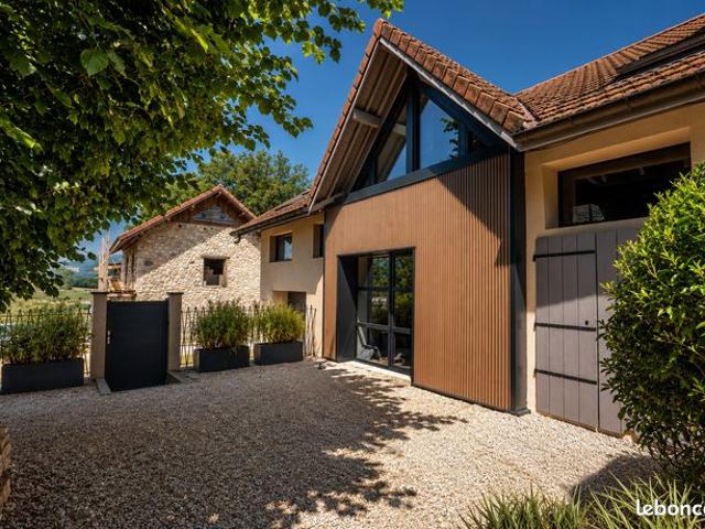 Maison 4 pièces 155 m²