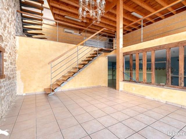 Maison 4 pièces 155 m²