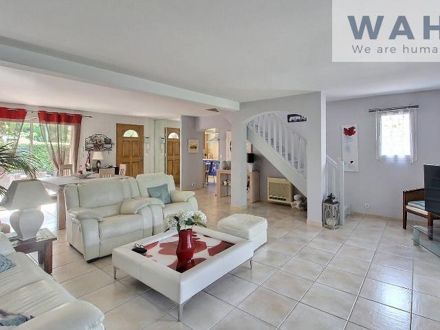 Maison 4 pièces 155 m²