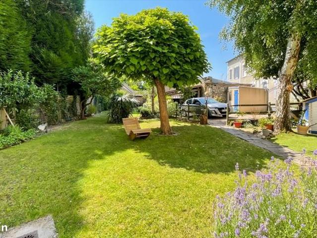 Maison 4 pièces 156 m²