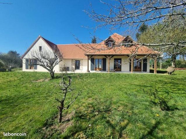Maison 4 pièces 156 m²