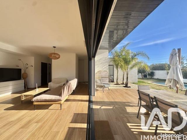 Maison 4 pièces 156 m²