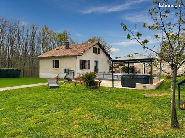 Maison 4 pièces 156 m²