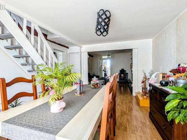 Maison 4 pièces 158 m²