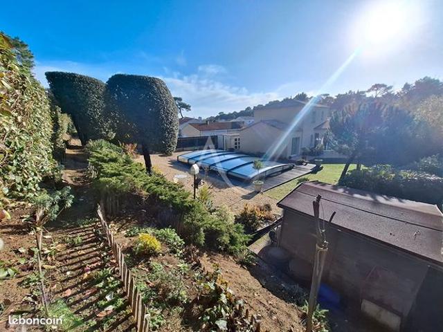 Maison 4 pièces 158 m²