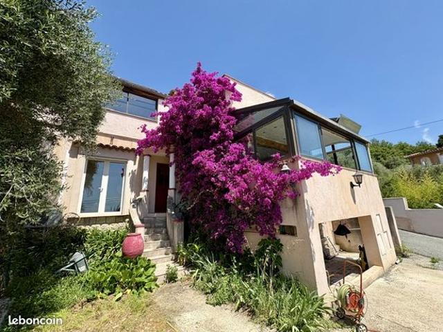 Maison 4 pièces 150 m²