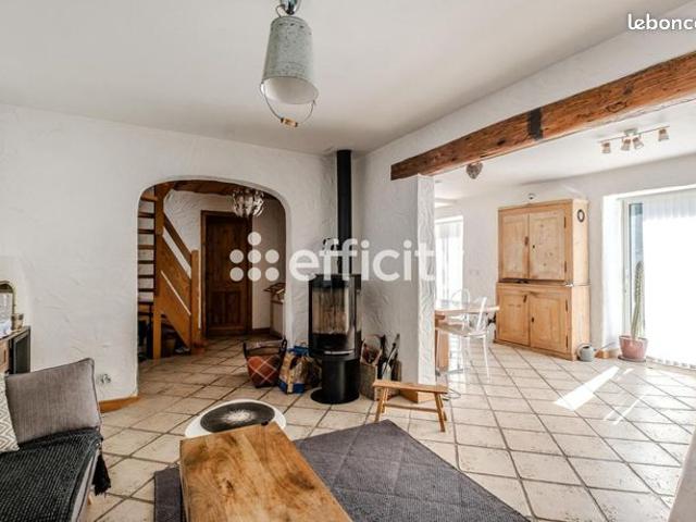 Maison 4 pièces 150 m²