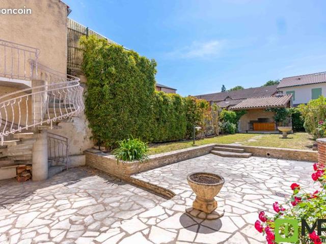 Maison 4 pièces 150 m²