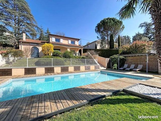 Maison 4 pièces 150 m²
