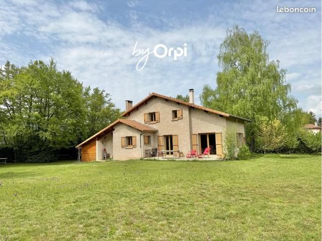 Maison 6 pièces 151 m²