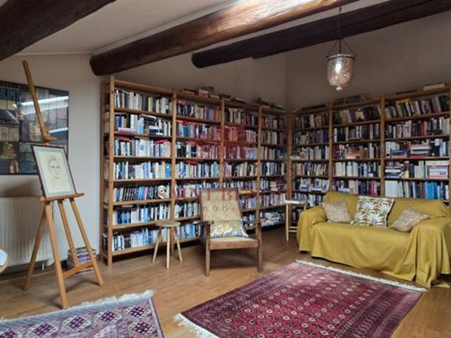 Maison 4 pièces 151 m²