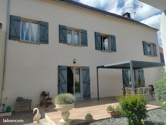 Maison 4 pièces 153 m²