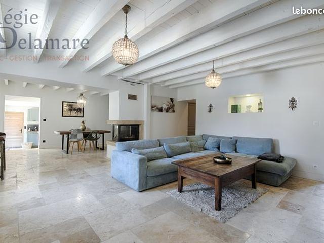 Maison 4 pièces 153 m²