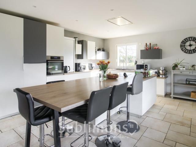 Maison 4 pièces 153 m²