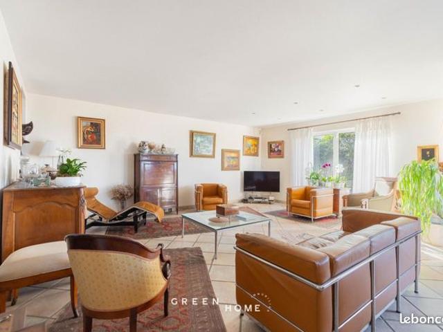 Maison 4 pièces 153 m²