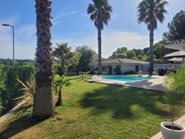 Maison 4 pièces 164 m²