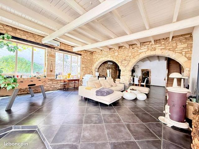 Maison 4 pièces 165 m²