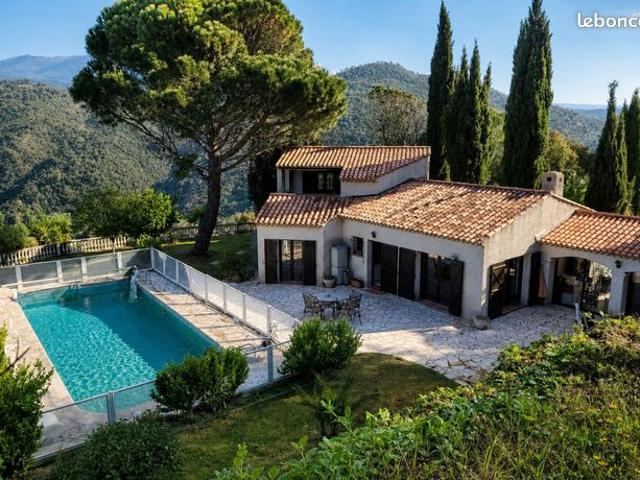 Maison 4 pièces 165 m²