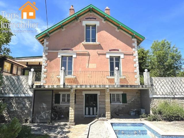 Maison 4 pièces 165 m²