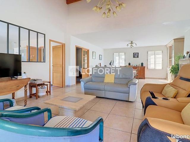 Maison 4 pièces 165 m²