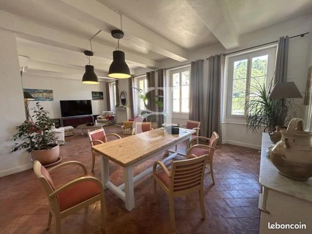 Maison 4 pièces 165 m²