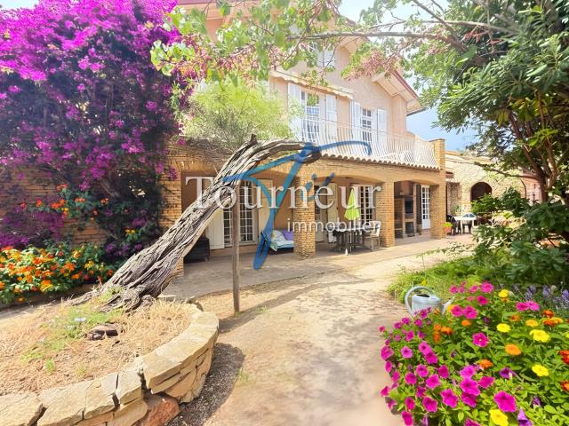 Maison 4 pièces 167 m²