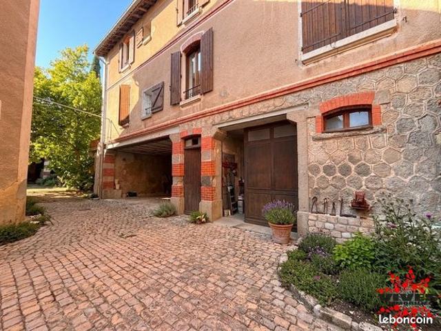 Maison 4 pièces 167 m²