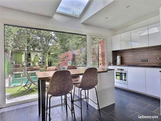 Maison 4 pièces 168 m²