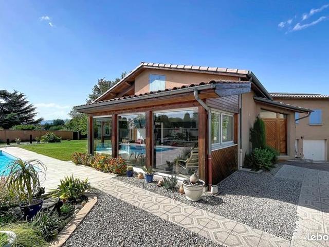 Maison 4 pièces 168 m²