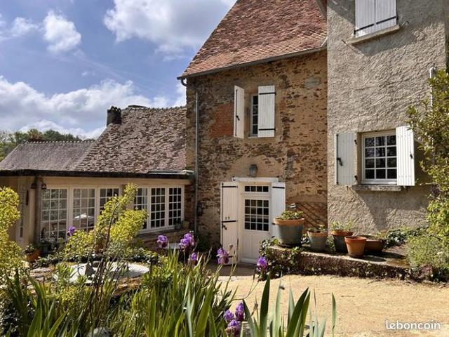 Maison 4 pièces 160 m²