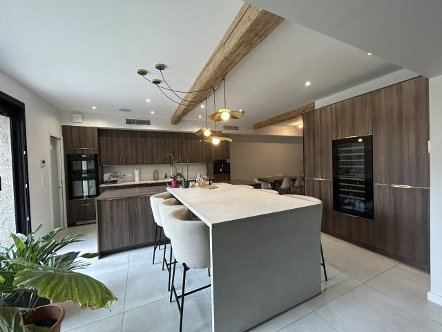 Maison 4 pièces 160 m²